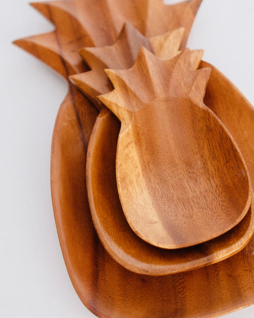 Set of three nested mid-century hand-carved monkeypod wood pineapple serving trays - Eulogy Vintage