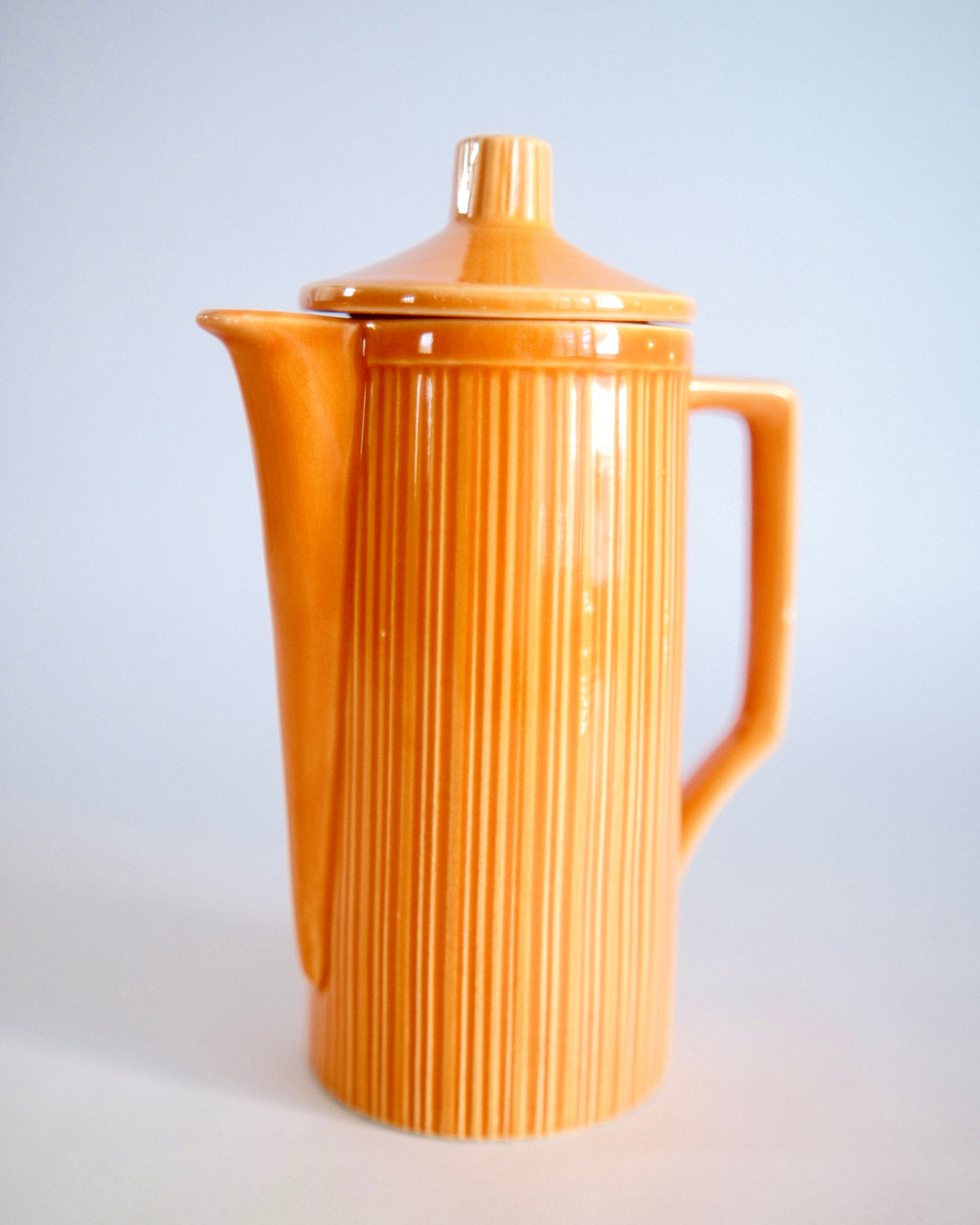 Tall mid-century modern Japanese ribbed tangerine orange ceramic teapot coffee pot - Eulogy Vintage